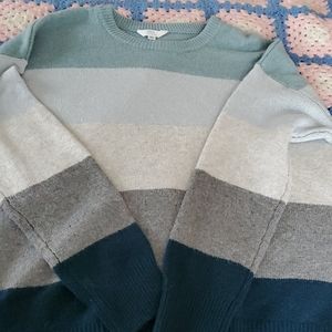 Super soft sweater NWOT